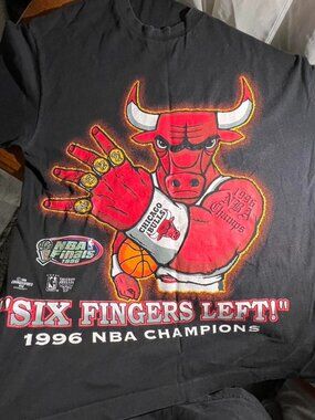 Rare 1996 Chicago Bulls “Six Fingers Left” Championship Tee